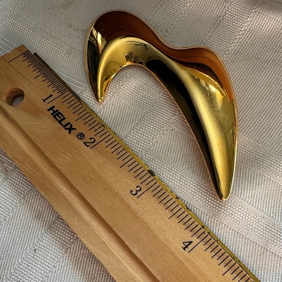 Elegant Gold Masculin brooch Accessory, 1980s large gold brooch - Picture 7 of 8
